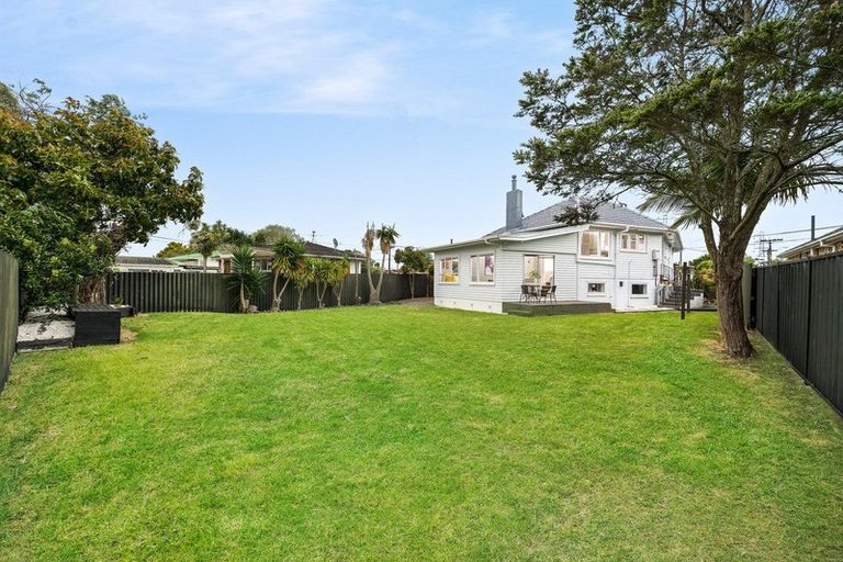 Photo of property in 44 Aurea Avenue, Pakuranga, Auckland, 2010