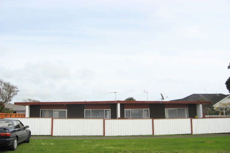 Photo of property in 21 Mouatt Street, Waitara, 4320