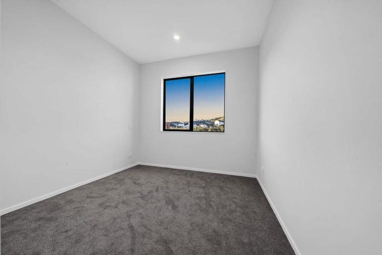 Photo of property in 14 Rongoa Maori Way, Pukekohe, 2120