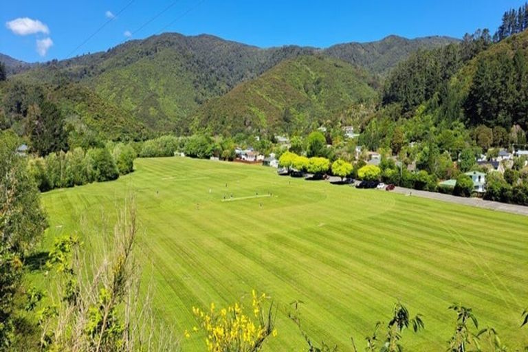 Photo of property in 5/6 Peel Place, Wainuiomata, Lower Hutt, 5014
