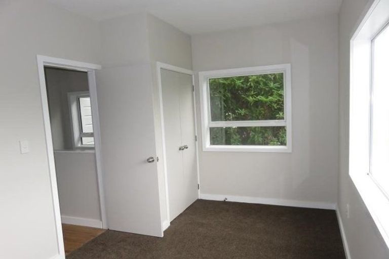 Photo of property in 81 Moorefield Road, Johnsonville, Wellington, 6037