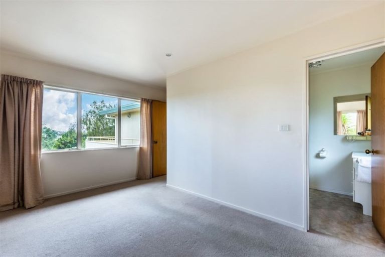 Photo of property in 19 Tainui Street, Torbay, Auckland, 0630