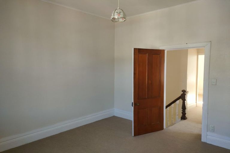 Photo of property in 120 Aro Street, Aro Valley, Wellington, 6021