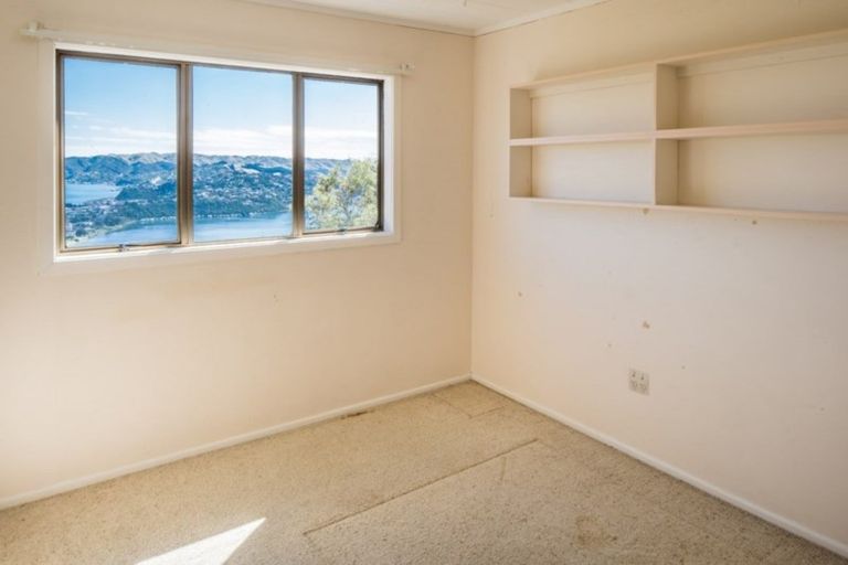 Photo of property in 68 Kahu Road, Paremata, Porirua, 5024