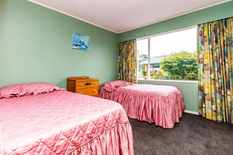 Photo of property in 32 Grange Street, Winton, 9720
