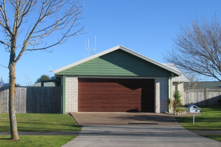 Photo of property in 12 Halcione Close, Flagstaff, Hamilton, 3210