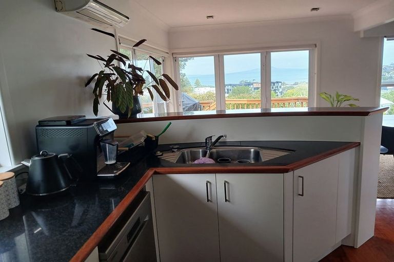 Photo of property in 819 Beach Road, Browns Bay, Auckland, 0630