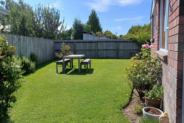 Photo of property in 2 Banks Street, Fairlie, 7925