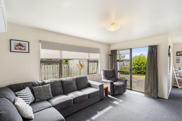 Photo of property in 26b Dixon Avenue, Hawera, 4610