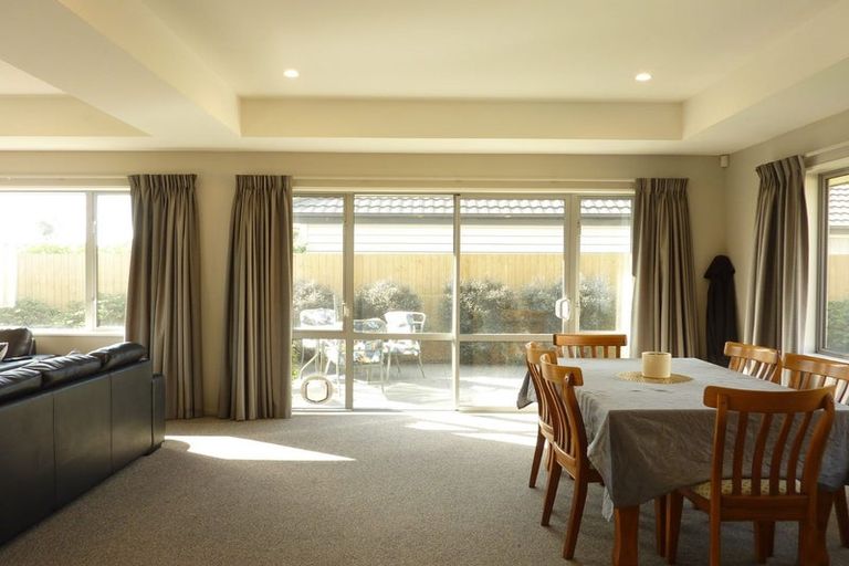 Photo of property in 6 Greenwich Street, Halswell, Christchurch, 8025