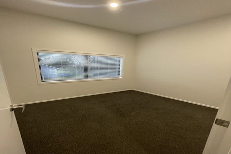 Photo of property in 70b Arimu Road, Papakura, 2110