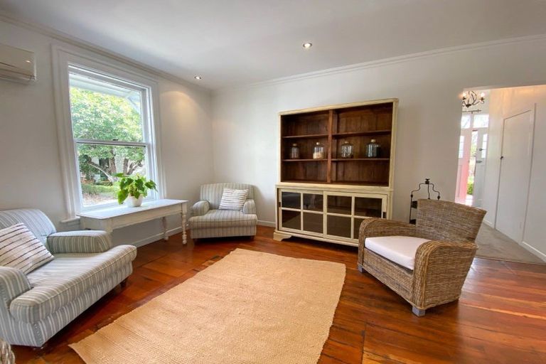 Photo of property in 429 High Street South, Carterton, 5713