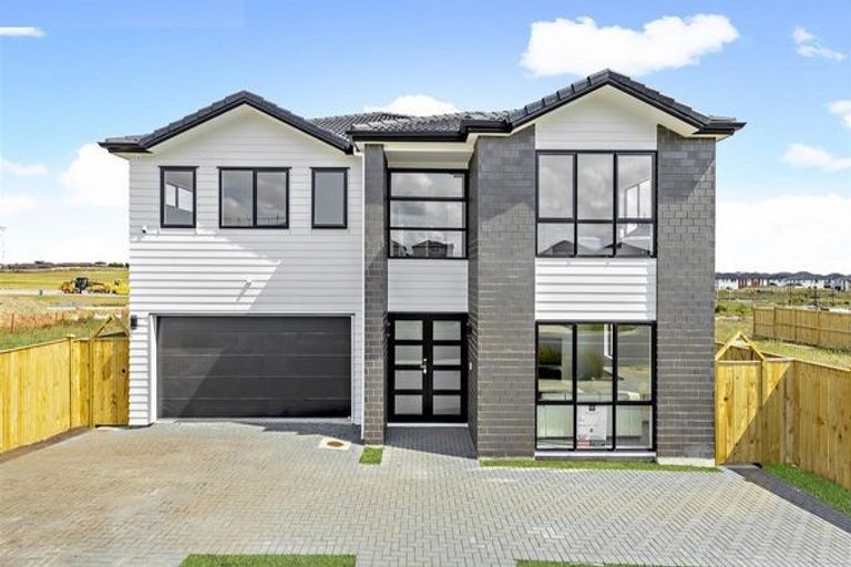 Photo of property in 45 Hikuawa Road, Flat Bush, Auckland, 2019