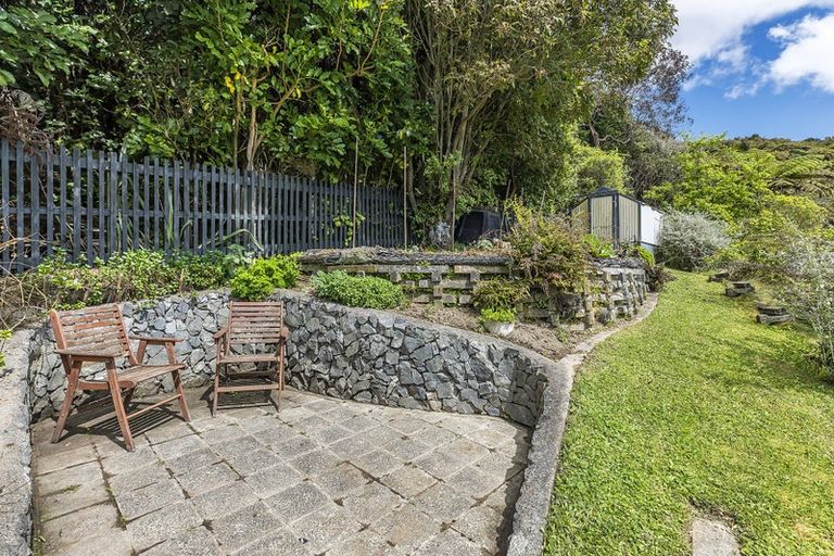 Photo of property in 20 Balliol Drive, Tawa, Wellington, 5028