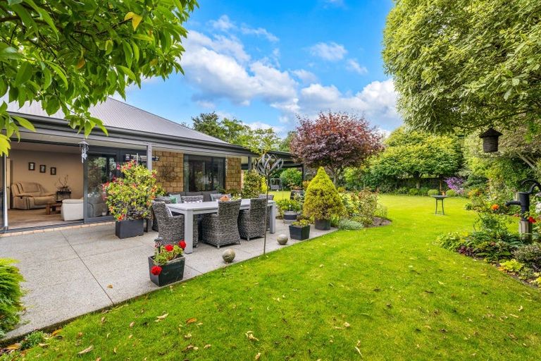 Photo of property in 11 Willowside Place, Amberley, 7410