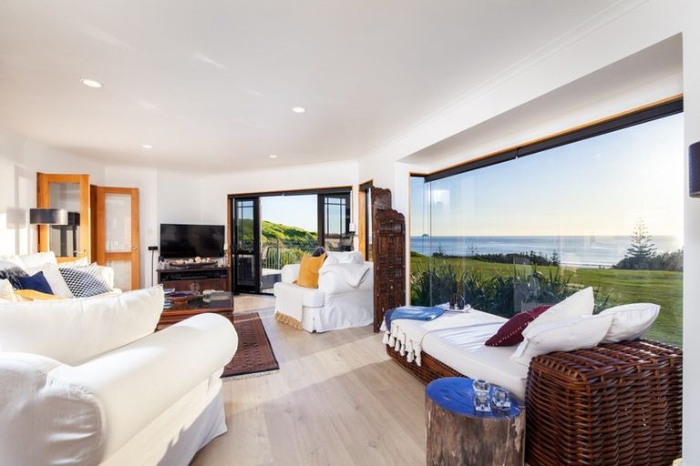 Photo of property in 2a Richmond Street, Fitzroy, New Plymouth, 4312