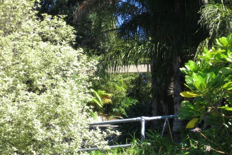 Photo of property in 95 Castor Bay Road, Castor Bay, Auckland, 0620