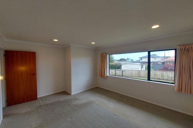 Photo of property in 9c Del Mar Place, Merrilands, New Plymouth, 4312