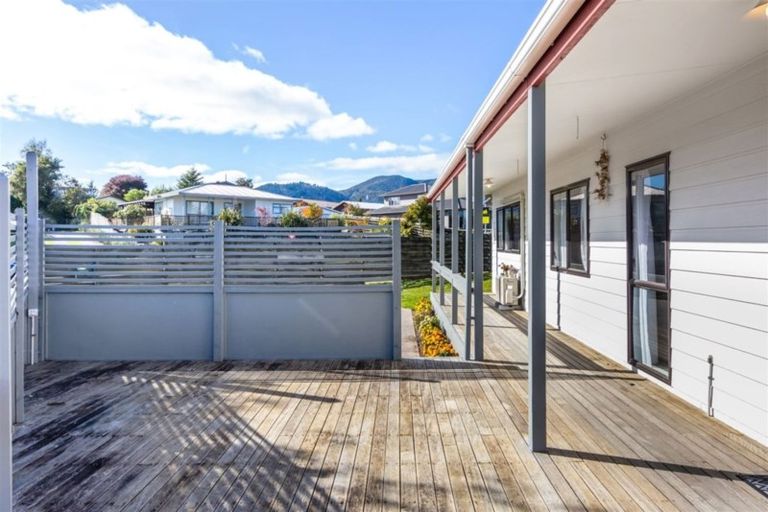 Photo of property in 17 Kiddle Drive, Hilltop, Taupo, 3330