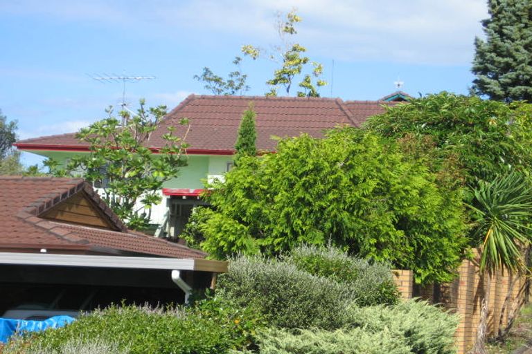 Photo of property in 1/27 Palliser Lane, Browns Bay, Auckland, 0630