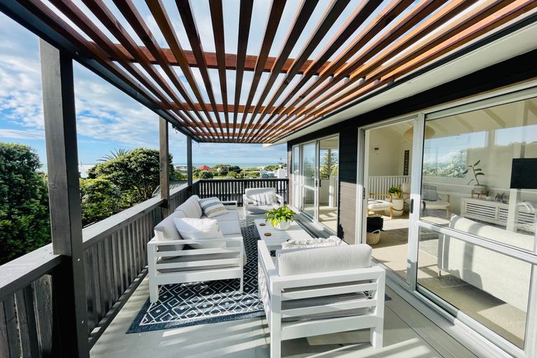 Photo of property in 47 William Street, Waikanae Beach, Waikanae, 5036