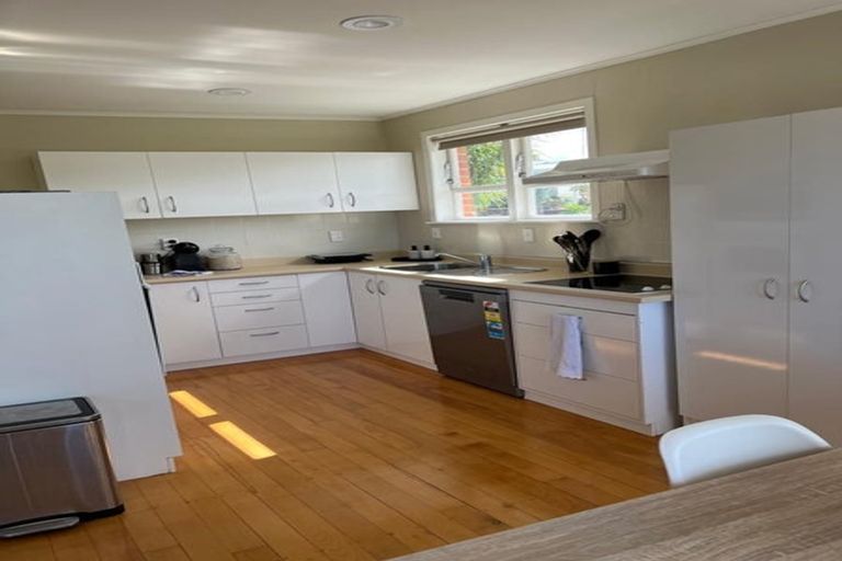 Photo of property in 3/12 Eban Avenue, Hillcrest, Auckland, 0627