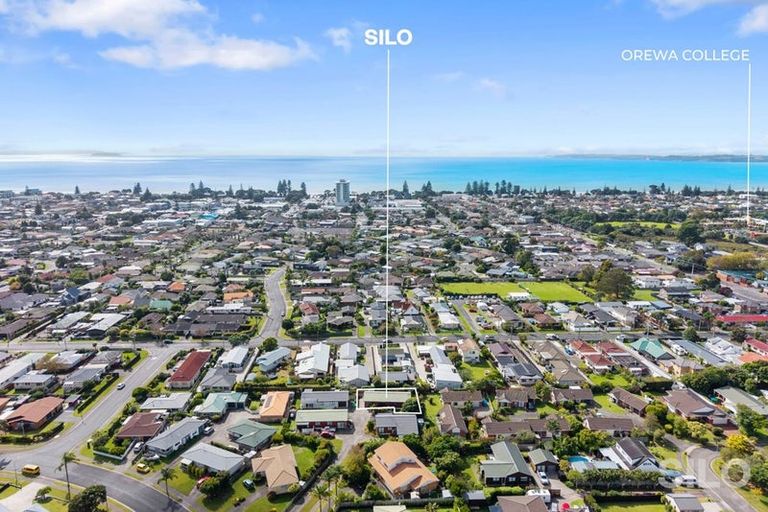 Photo of property in 3/28 Lakeside Drive, Orewa, 0931