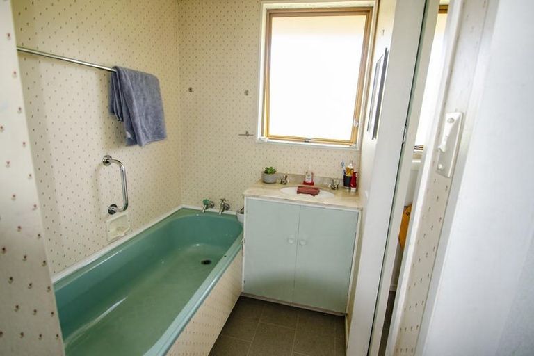 Photo of property in 15 Syndic Street, Cromwell, 9310