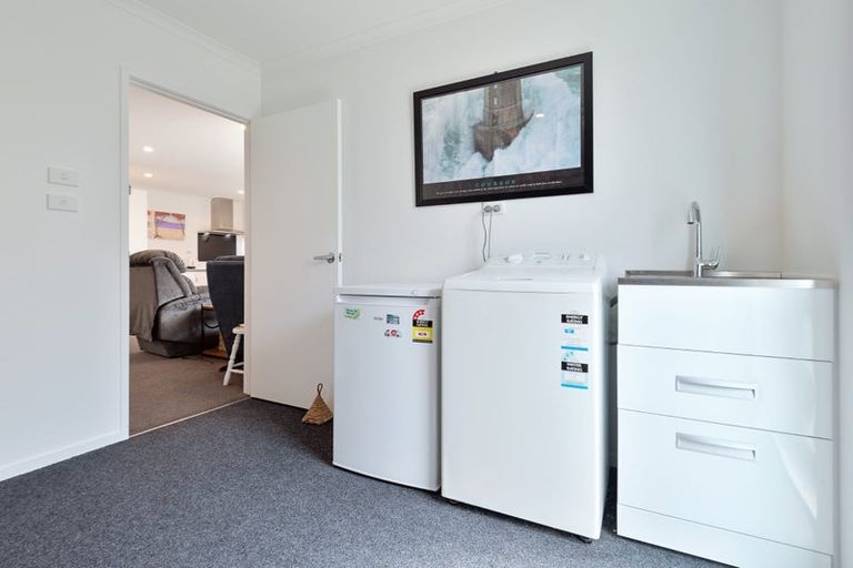 Photo of property in 4 Lance Way, Papamoa, 3118