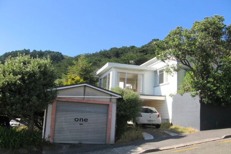 Photo of property in 1 Shannon Street, Mount Victoria, Wellington, 6011