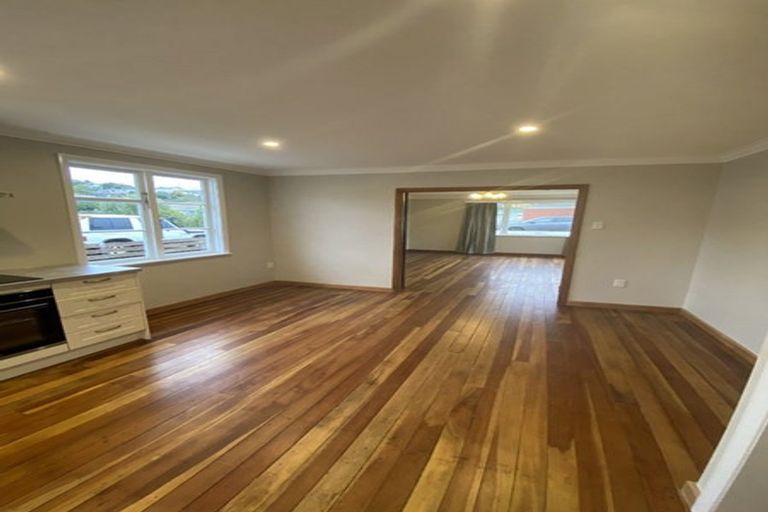 Photo of property in 148 Main Road, Tawa, Wellington, 5028