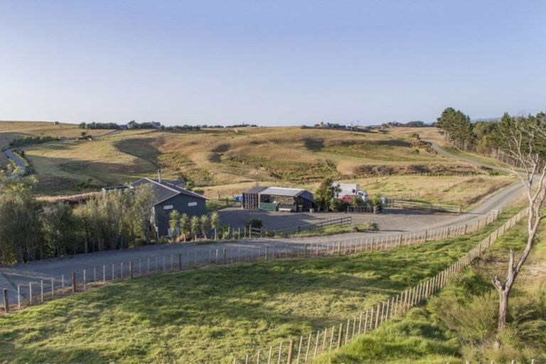 Photo of property in 280a Rimmer Road, Helensville, 0875