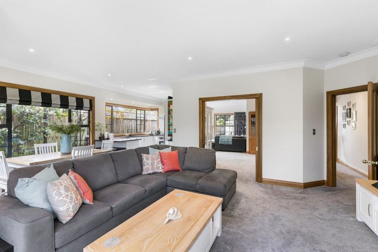 Photo of property in 5a Kauri Street, Woburn, Lower Hutt, 5011