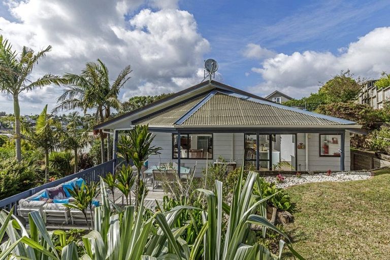 Photo of property in 66 Redwing Street, Browns Bay, Auckland, 0630