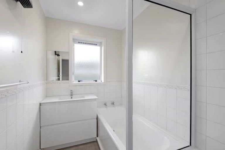 Photo of property in 19 Wentworth Street, Ilam, Christchurch, 8041