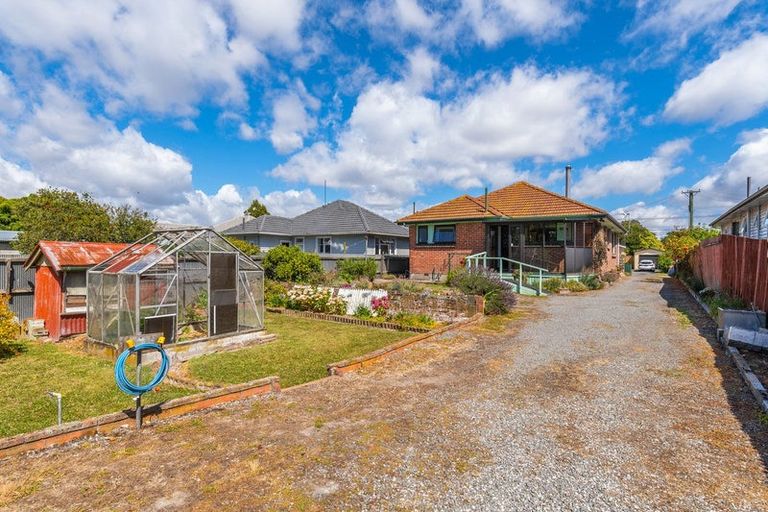 Photo of property in 76 Mackworth Street, Woolston, Christchurch, 8062