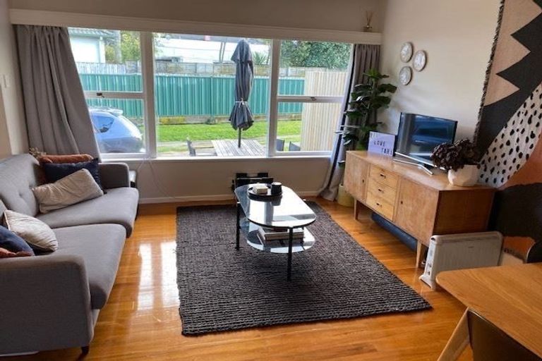 Photo of property in 5/13 Creamer Avenue, Belmont, Auckland, 0622