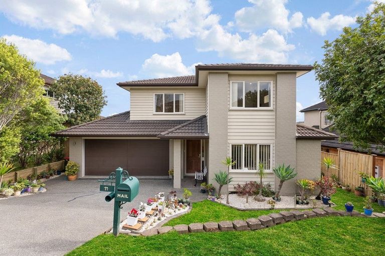 Photo of property in 11 Amaretto Avenue, Flat Bush, Auckland, 2019