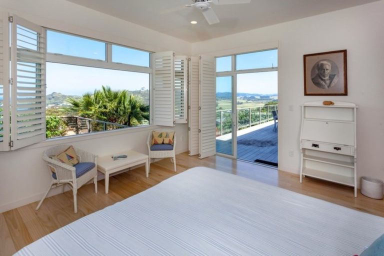 Photo of property in 69 Grange Road, Hahei, Whitianga, 3591