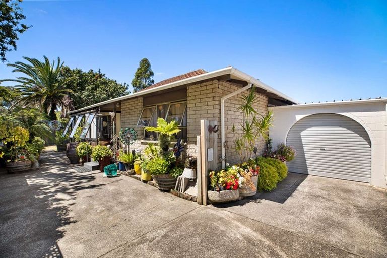Photo of property in 146a Parkhurst Road, Parakai, 0830