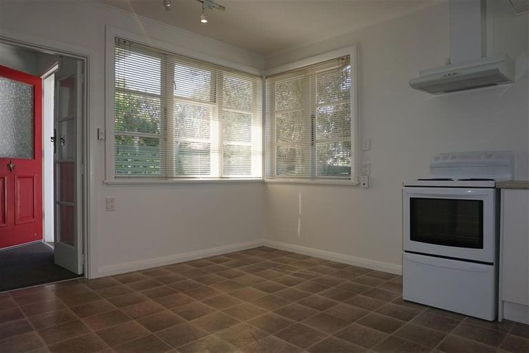 Photo of property in 7 Newall Avenue, Bryndwr, Christchurch, 8052