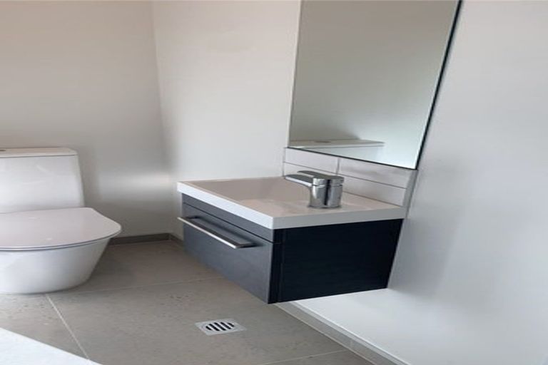 Photo of property in 2/317 Lincoln Road, Addington, Christchurch, 8024