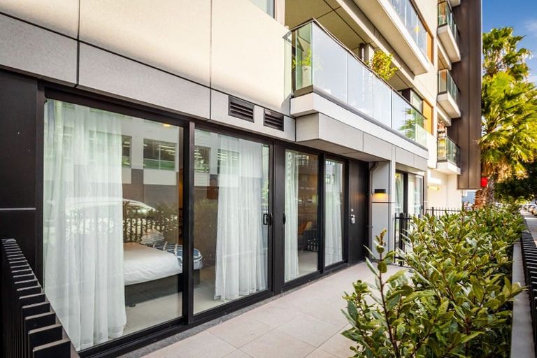 Photo of property in 27 Edwin Street, Mount Eden, Auckland, 1024