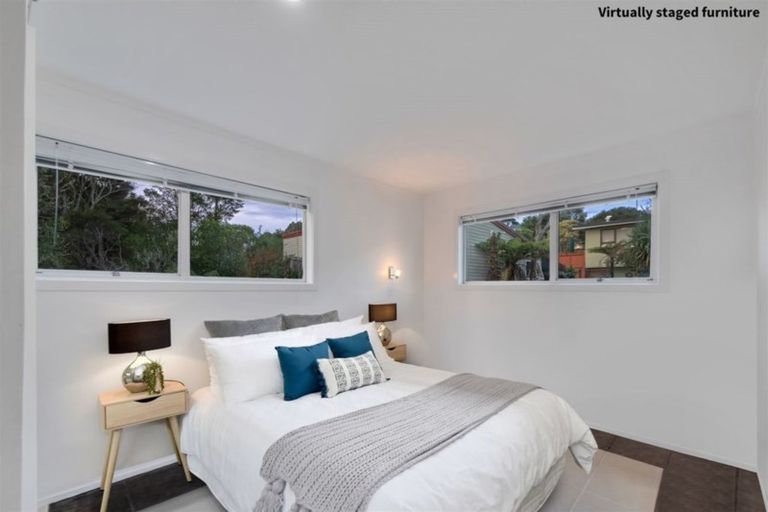 Photo of property in 49 Roberts Road, Matakatia, Whangaparaoa, 0930