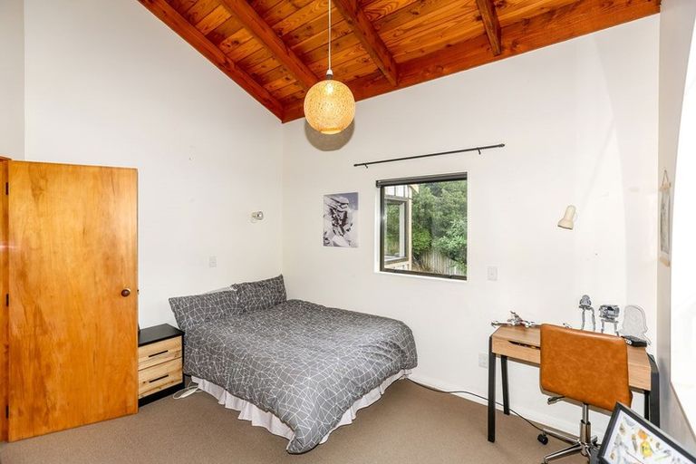 Photo of property in 12c Marina Grove, Frankleigh Park, New Plymouth, 4310
