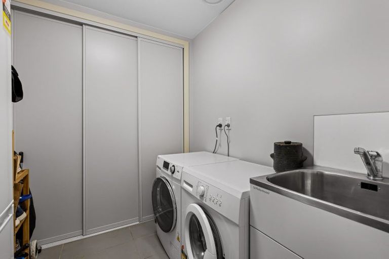 Photo of property in 30 Eaves Bush Parade, Orewa, 0931