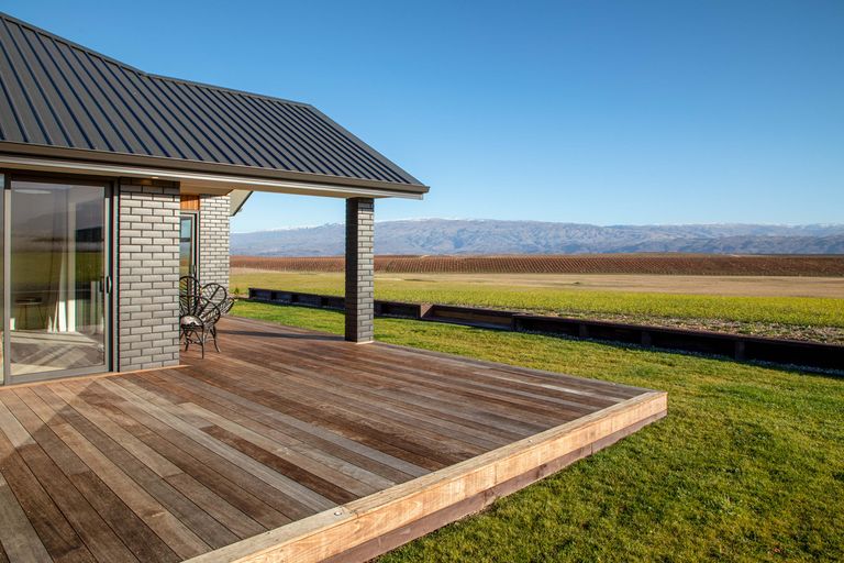 Photo of property in 355 Golden Road, Springvale, Alexandra, 9393