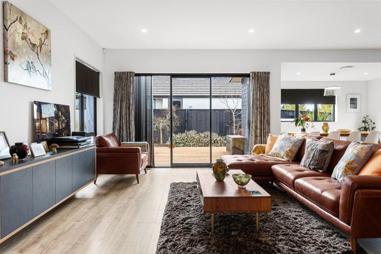 Photo of property in 7 Westpark Boulevard, Rangiora, 7400