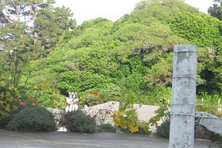 Photo of property in Devenport Estate, 3 Korokoro Road, Korokoro, Lower Hutt, 5012