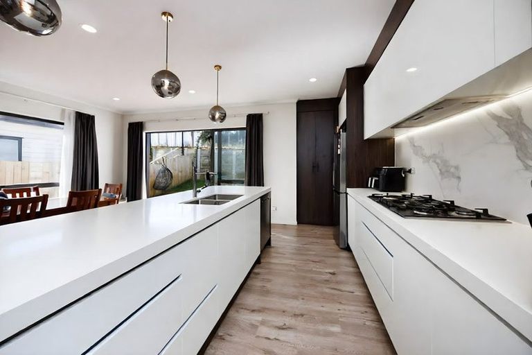 Photo of property in 18 Barley Road, Flat Bush, Auckland, 2019